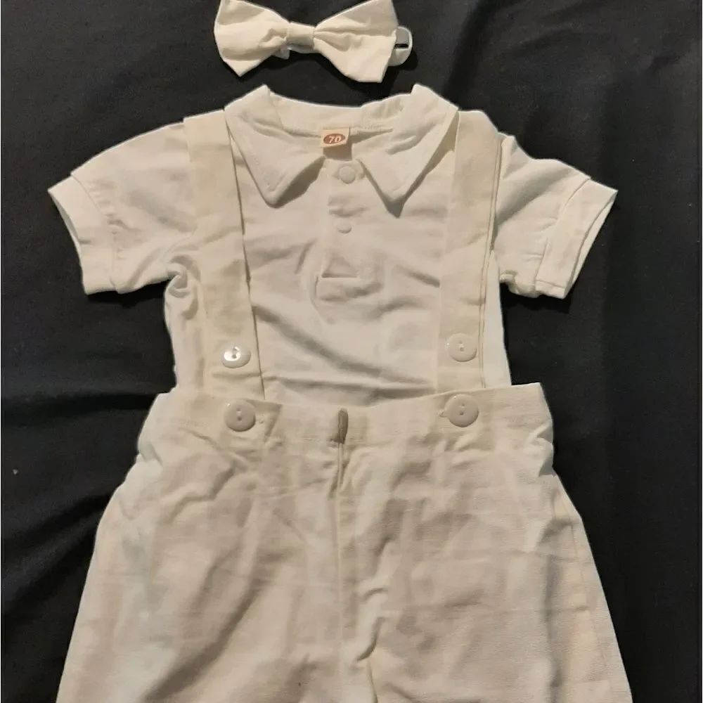 NWOT Infants 0-6 Month White 3pc Outfit